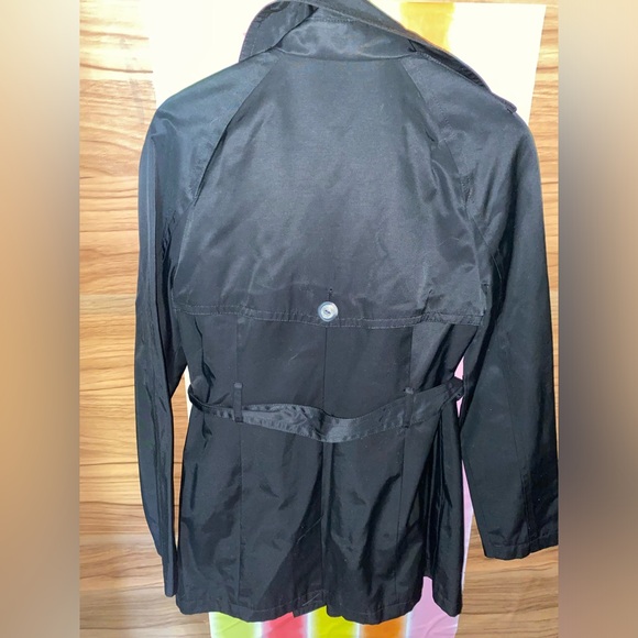 Express - Picture 2 of 3